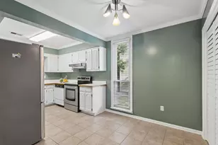 1147 Riverbend Club Dr SE, Atlanta, GA 30339 - Photo 10