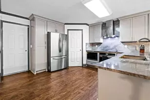 10208 Hemlock Way, Jonesboro, GA 30238 - Photo 10