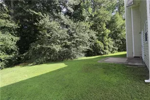 156 Shadowhill Ln, Loganville, GA 30052 - Photo 4
