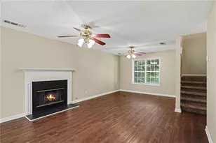 1011 Crown River Pkwy, McDonough, GA 30252 - Photo 4