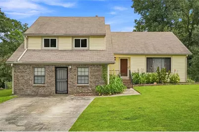 1371 Elsmere Lane, Riverdale, GA 30296 - Photo 1