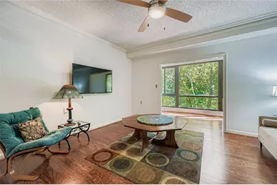 1800 Clairmont Lake #A325, Decatur, GA 30033 - Photo 4