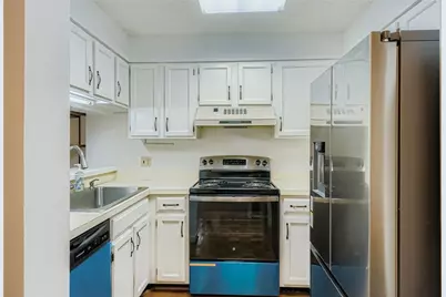 1800 Clairmont Lake #A325, Decatur, GA 30033 - Photo 8