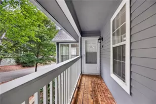 1010 Gettysburg Pl, Sandy Springs, GA 30350 - Photo 4