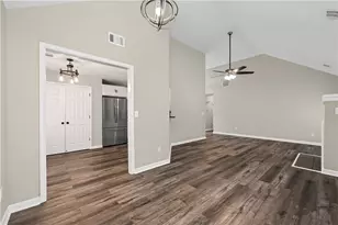 7650 Summit Trail, Riverdale, GA 30274 - Photo 6