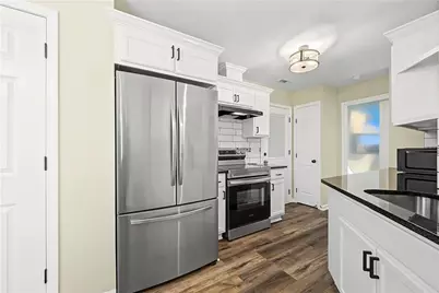 7650 Summit Trail, Riverdale, GA 30274 - Photo 8