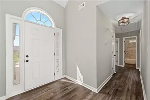 7650 Summit Trail, Riverdale, GA 30274 - Photo 2