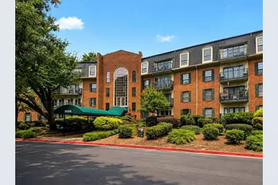 28402 Plantation Drive NE, Atlanta, GA 30324 - Photo 2