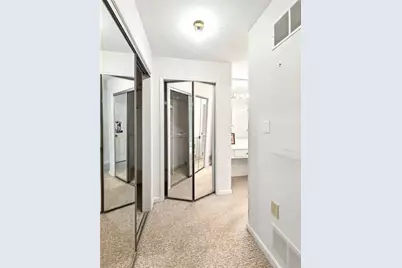 28402 Plantation Drive NE, Atlanta, GA 30324 - Photo 18
