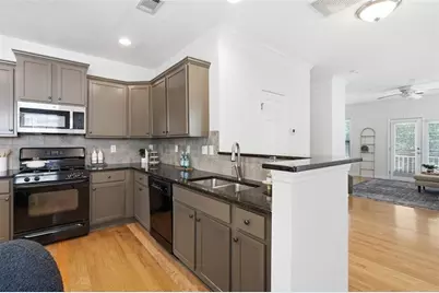 855 Commonwealth Avenue SE, Atlanta, GA 30312 - Photo 10