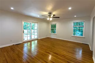 1311 Roxboro Dr, Atlanta, GA 30324 - Photo 28