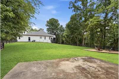 8665 Bay Drive, Gainesville, GA 30506 - Photo 54