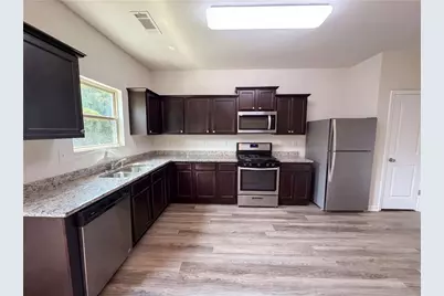 2048 Massey Lane, Winder, GA 30680 - Photo 8
