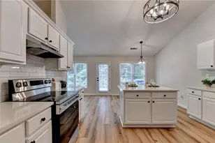 1581 Highland Bluff Ct, Suwanee, GA 30024 - Photo 30