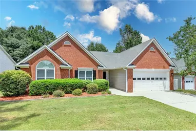 1581 Highland Bluff Court, Suwanee, GA 30024 - Photo 2