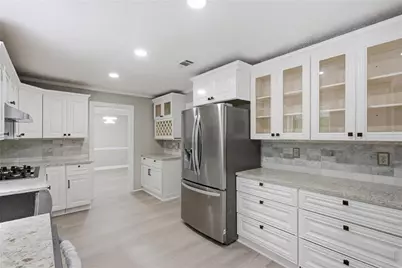 24 Planters Drive SW, Lilburn, GA 30047 - Photo 12