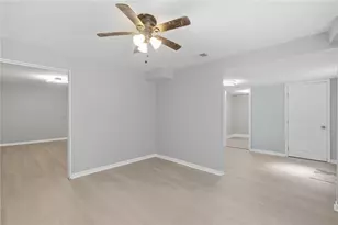 24 Planters Dr SW, Lilburn, GA 30047 - Photo 42