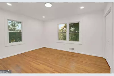 1382 Childress Drive, Atlanta, GA 30311 - Photo 10