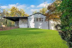 1382 Childress Dr, Atlanta, GA 30311 - Photo 1