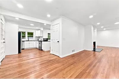 1382 Childress Drive, Atlanta, GA 30311 - Photo 8