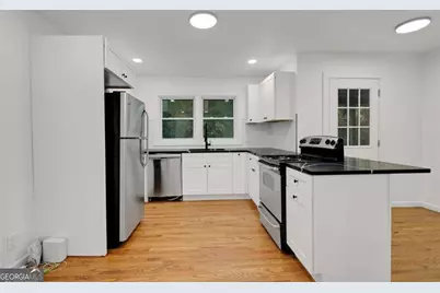 1382 Childress Drive, Atlanta, GA 30311 - Photo 6