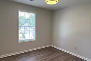 851 Shore Dr, Lithonia, GA 30058 - Photo 20