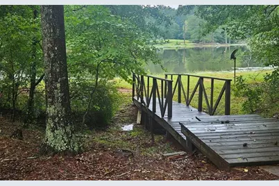 3189 Spring Lake Dr NE, Conyers, GA 30013 - Photo 10
