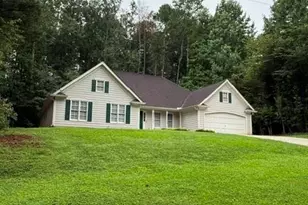 644 Laufin Ct, Lawrenceville, GA 39943 - Photo 2