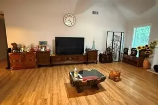 644 Laufin Ct, Lawrenceville, GA 39943 - Photo 8