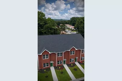 2451 Terrace View NW, Gainesville, GA 30501 - Photo 2