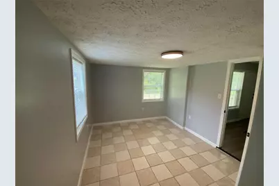 5335 Lee Cir, Forest Park, GA 30297 - Photo 10