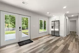1300 Chipping Ct, Roswell, GA 30076 - Photo 20