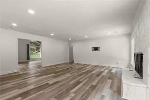 1300 Chipping Ct, Roswell, GA 30076 - Photo 22