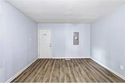 2197 Swallow Circle SE, Atlanta, GA 30315 - Photo 8