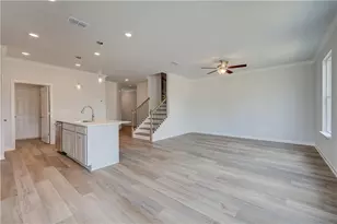3659 Donovan Cir, Loganville, GA 30052 - Photo 10