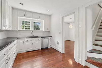 3054 Peachtree Drive NE, Atlanta, GA 30305 - Photo 12