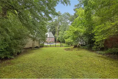 3054 Peachtree Drive NE, Atlanta, GA 30305 - Photo 26