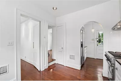 3054 Peachtree Drive NE, Atlanta, GA 30305 - Photo 12