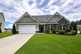 105 Green Tree Ct, Dacula, GA 30019 - Photo 2