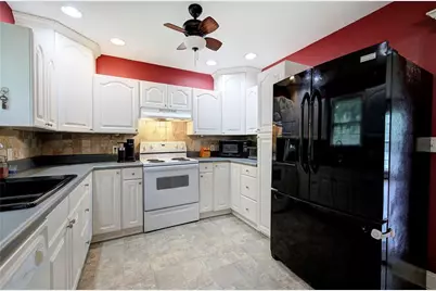 33 Covered Springs Drive NE, Rome, GA 30165 - Photo 6