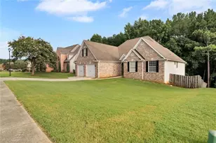 437 Grandiflora Dr, McDonough, GA 30253 - Photo 2