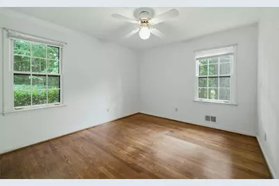 5270 N Peachtree Road N, Atlanta, GA 30338 - Photo 12