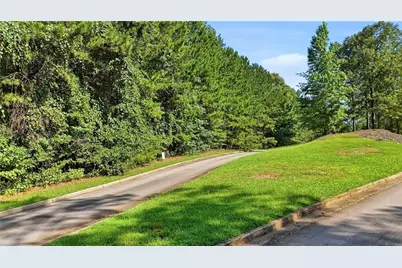 2051 Fontainbleau Drive, Conyers, GA 30094 - Photo 4