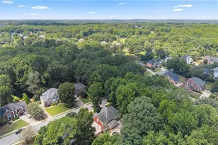 192 Brook Ln, Roswell, GA 30075 - Photo 66