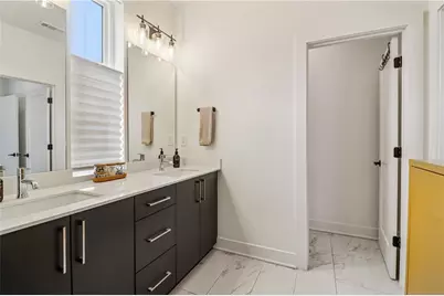 1229 Chelsea Circle NW, Atlanta, GA 30318 - Photo 22