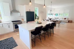 1229 Chelsea Cir NW, Atlanta, GA 30318 - Photo 2