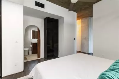 3324 Peachtree Road NE #815, Atlanta, GA 30326 - Photo 18