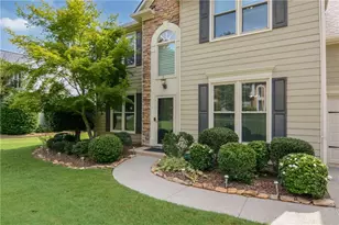2640 Gentry Walk Ct, Cumming, GA 30041 - Photo 4