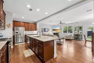 8630 Gladden Ln, Suwanee, GA 30024 - Photo 6