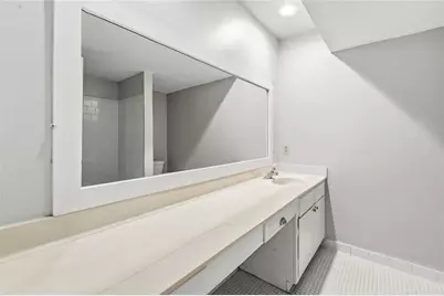 6851 Roswell Road #D-15, Atlanta, GA 30328 - Photo 10